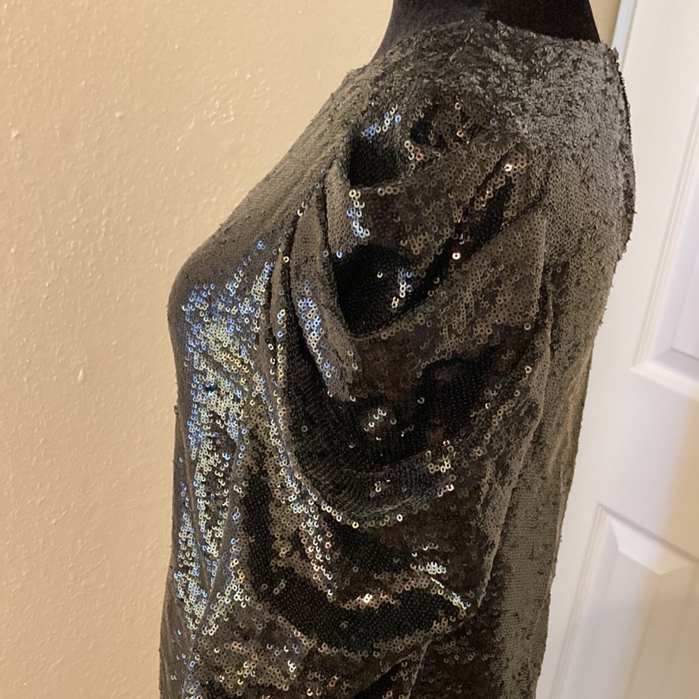 Long sleeved sequin black blouse - Picture 4 of 6